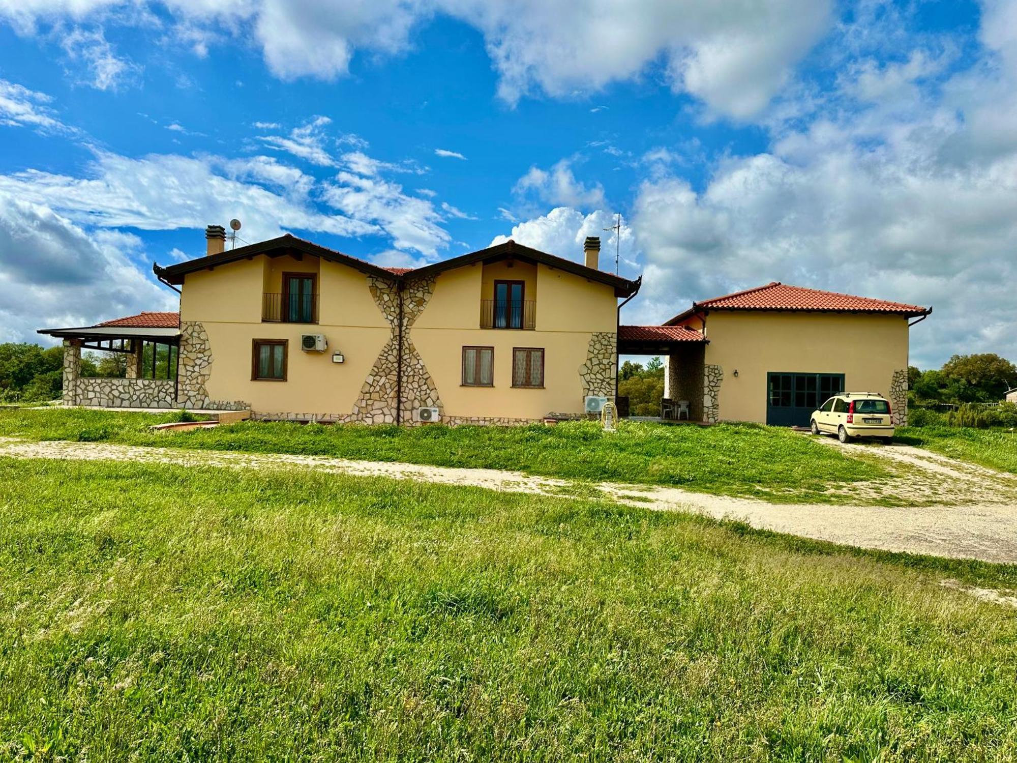 Villa Tuscia Apartments Tuscania Kültér fotó