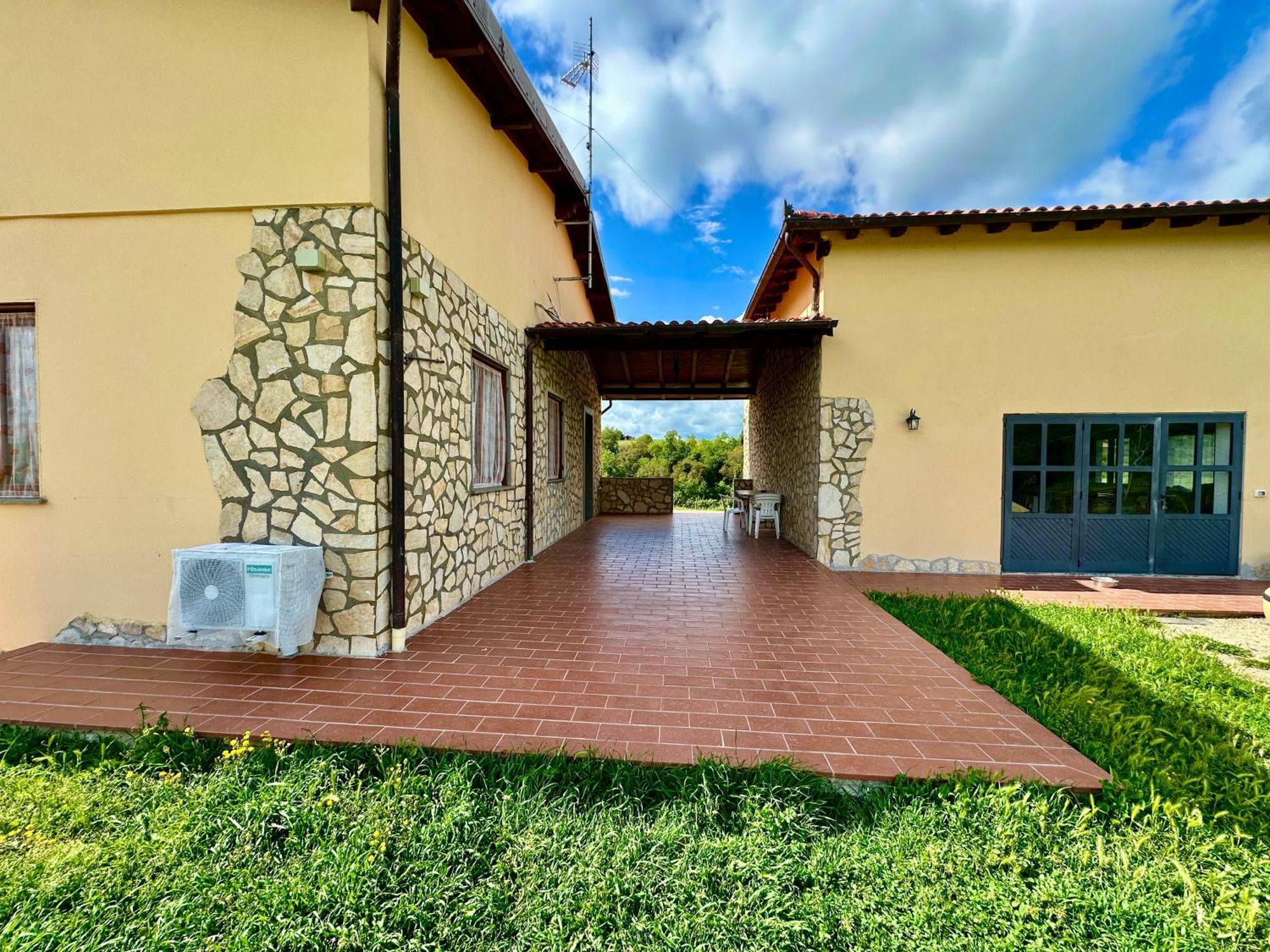 Villa Tuscia Apartments Tuscania Kültér fotó
