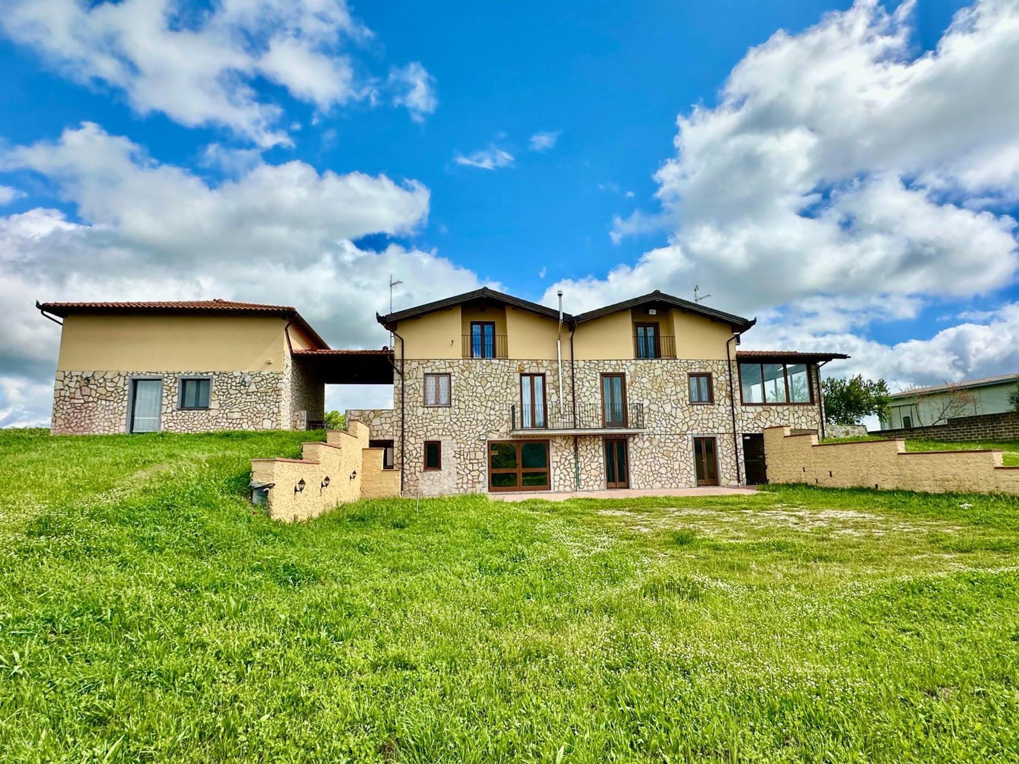Villa Tuscia Apartments Tuscania Kültér fotó